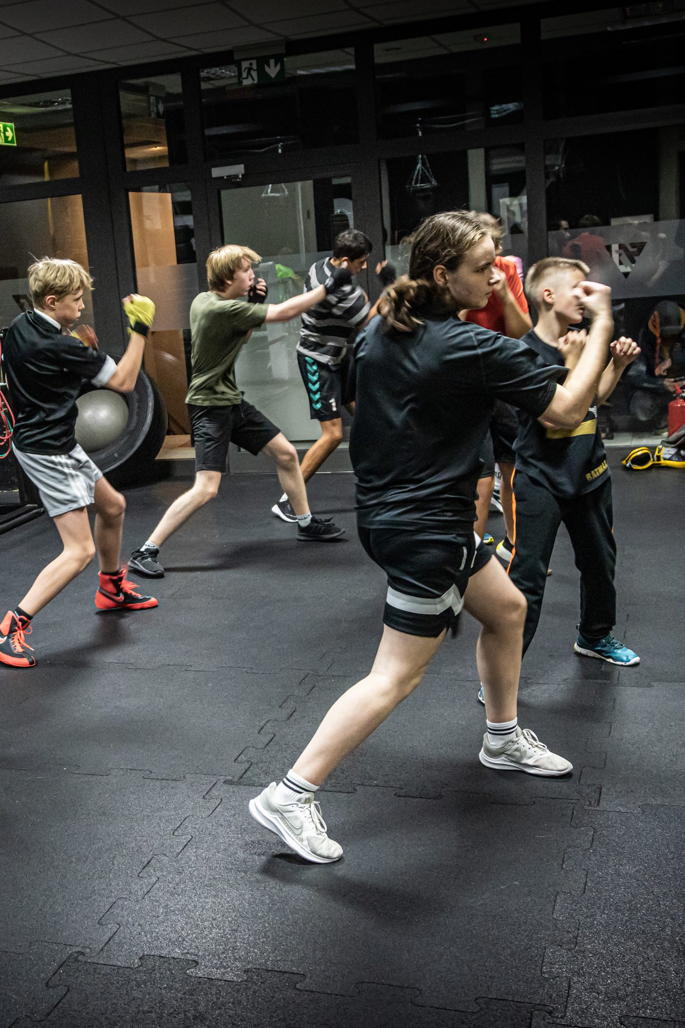 boks dla nastolatków Łomianki Sidorenko Boxing